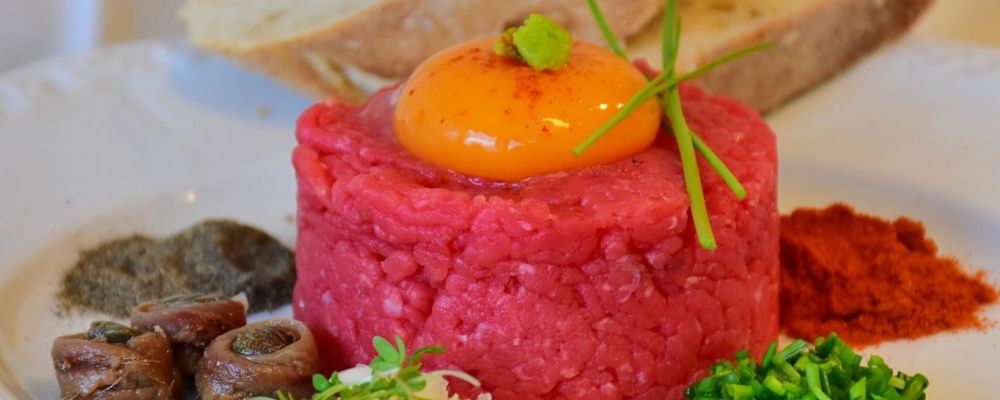 Tartar-Essen vom Buffet